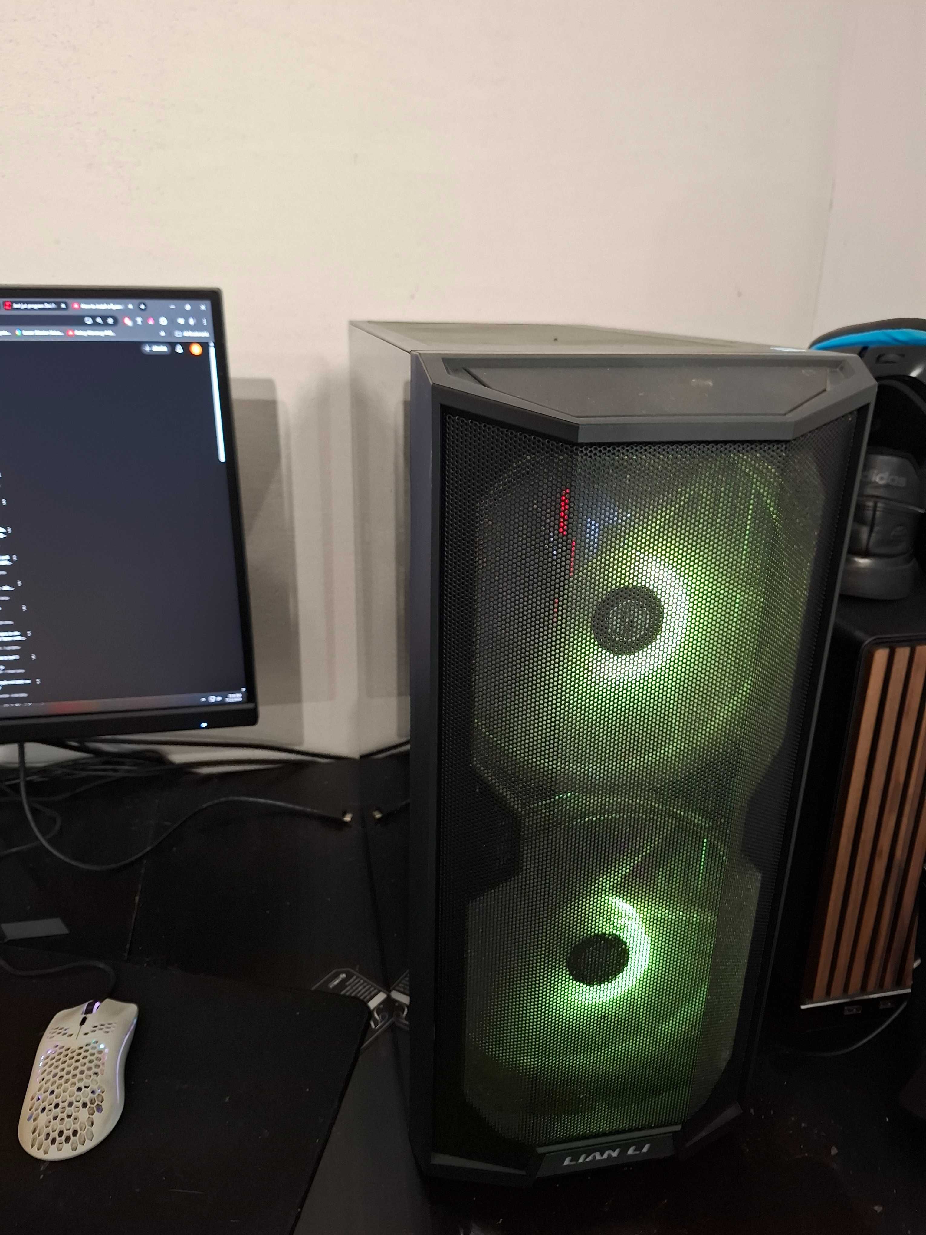 Komputer PC BAZA Ryzen 3600 /16Gb Ram/ ASUS B550 / Dysk 250 bez GPU