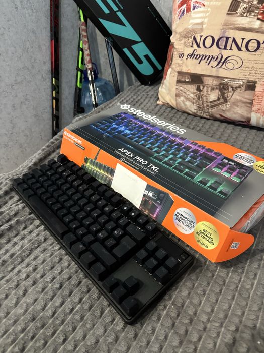 Продам клавиатуру апекс про ткл 2023