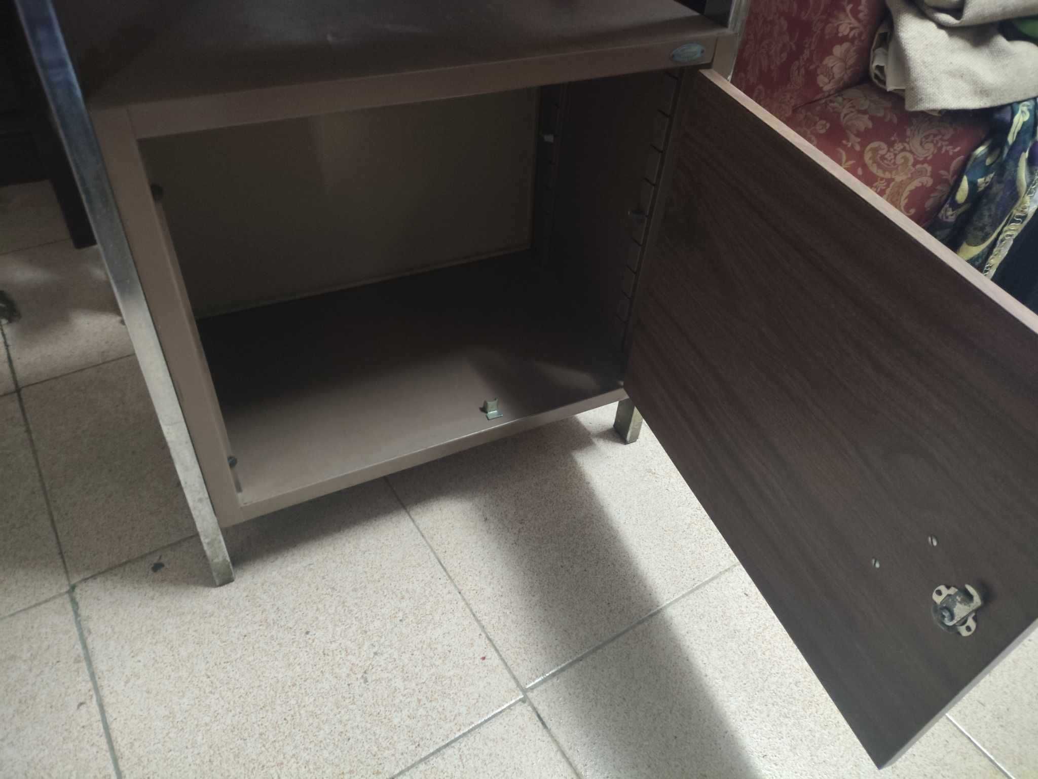 Movel pequeno de escritorio vintage