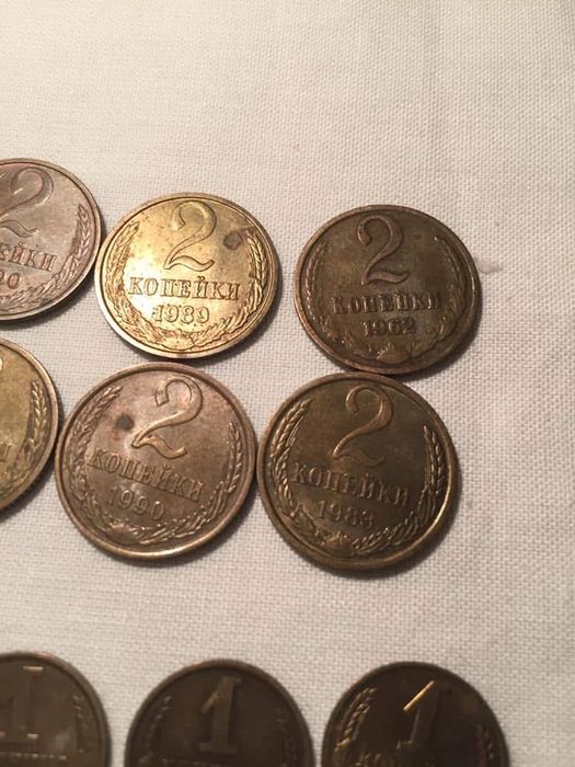 Продам Монеты мелкие