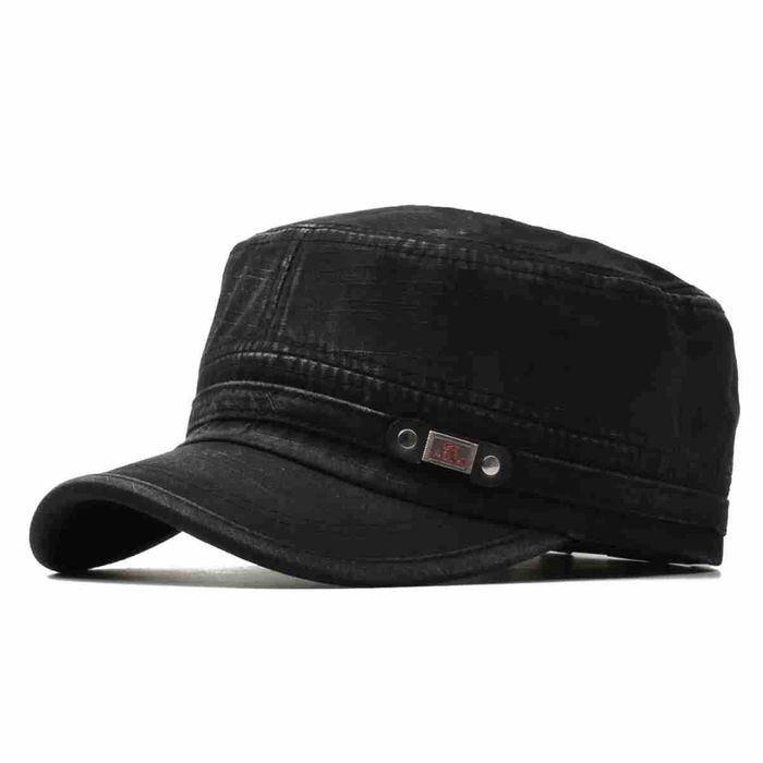 Czapka z daszkiem, kadetka.