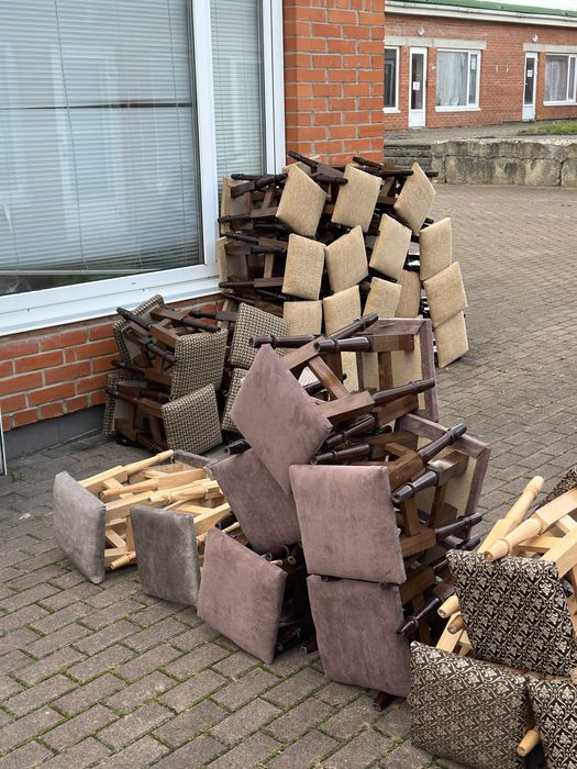 Табуретки для кухні, табуретки з масиву бук