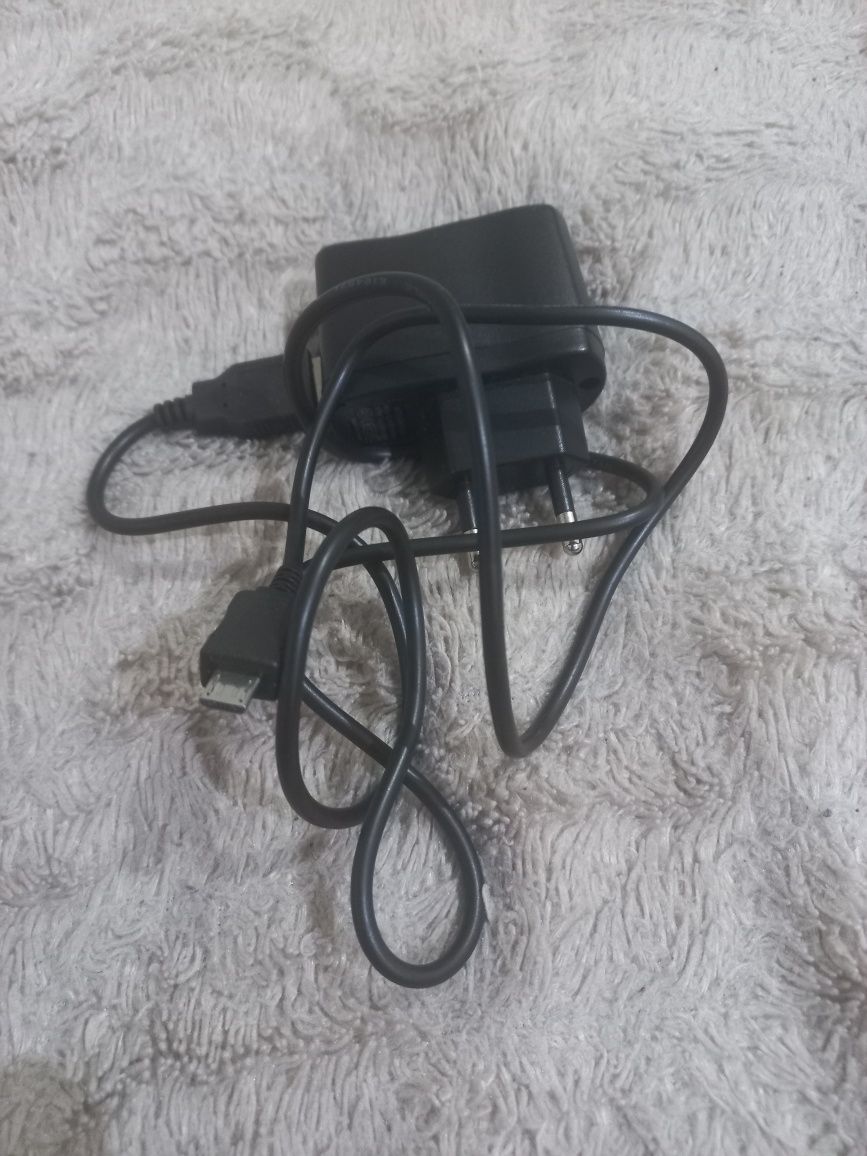 Polaroid PROZO23PR101 практически новый