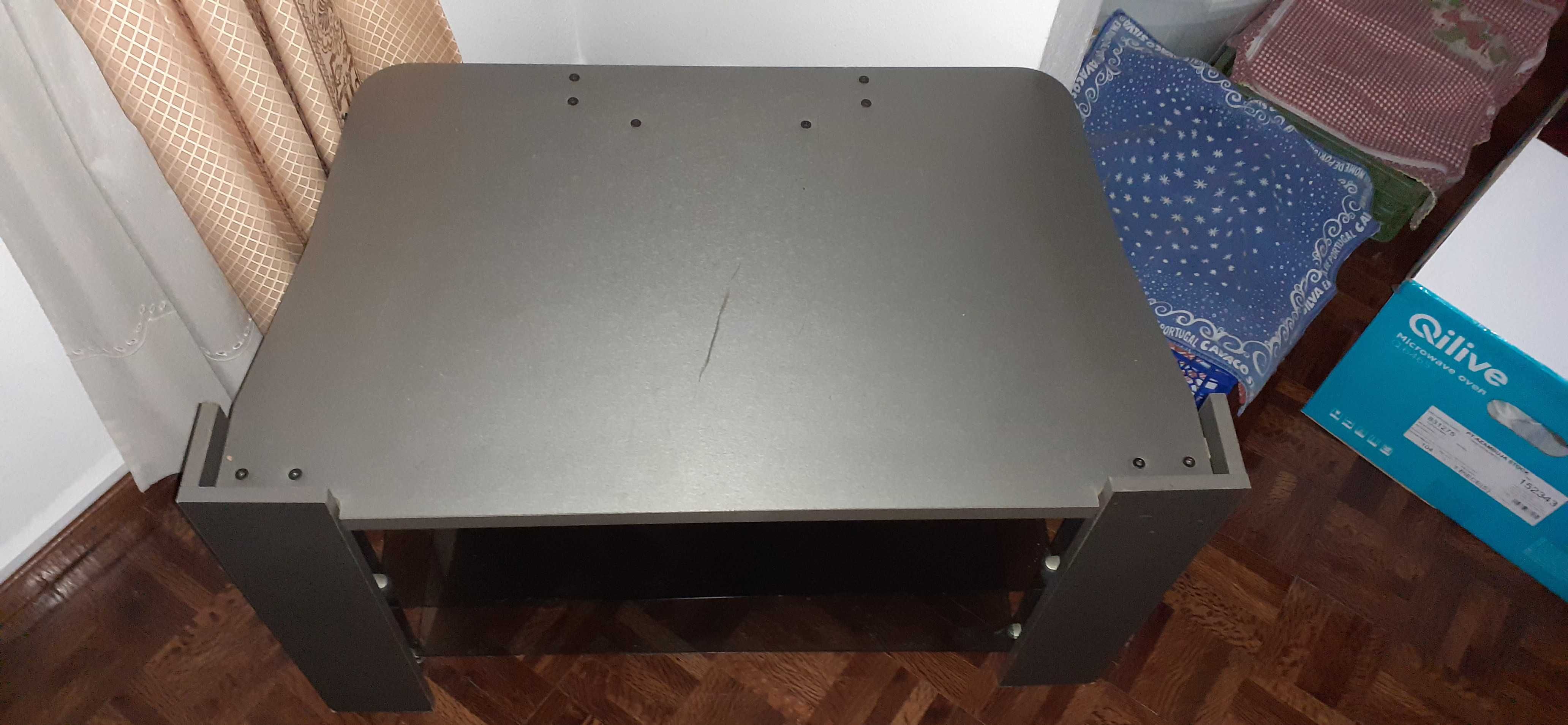 Mesa base para TV