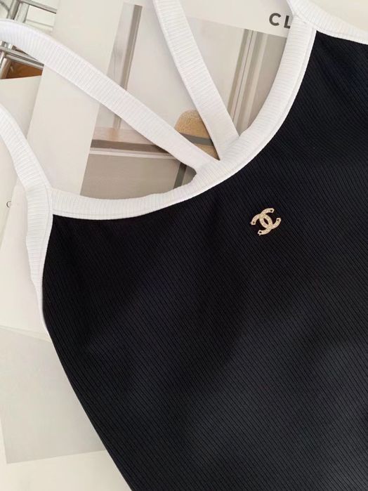 Kostium kapielowy jednoczesciowy Chanel M lato 2022 prążki damski