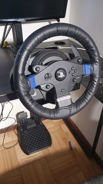 Volante Thrustmaster T150