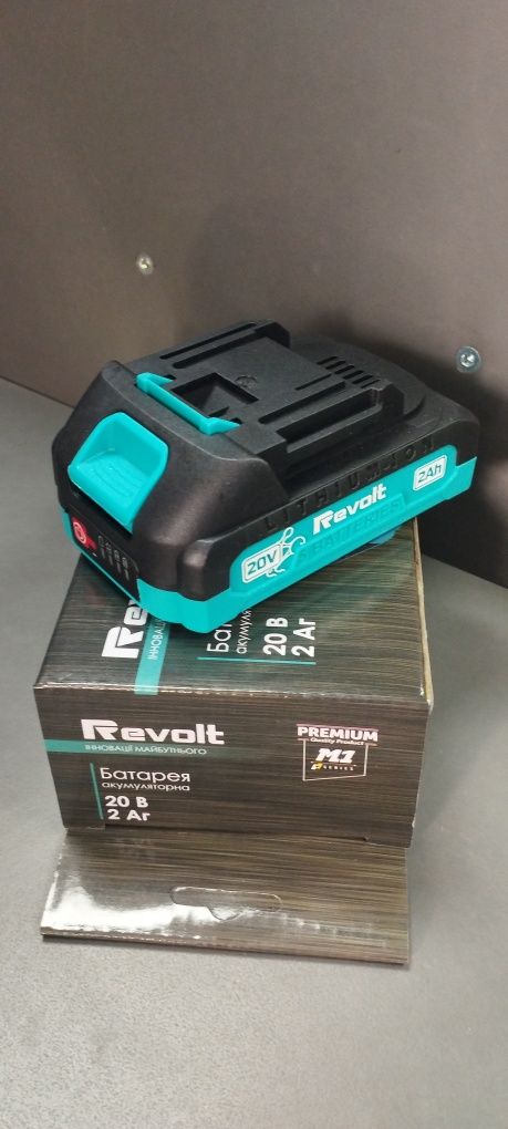 Батарея аккумуляторная Revolt 2А MS (M1 series)