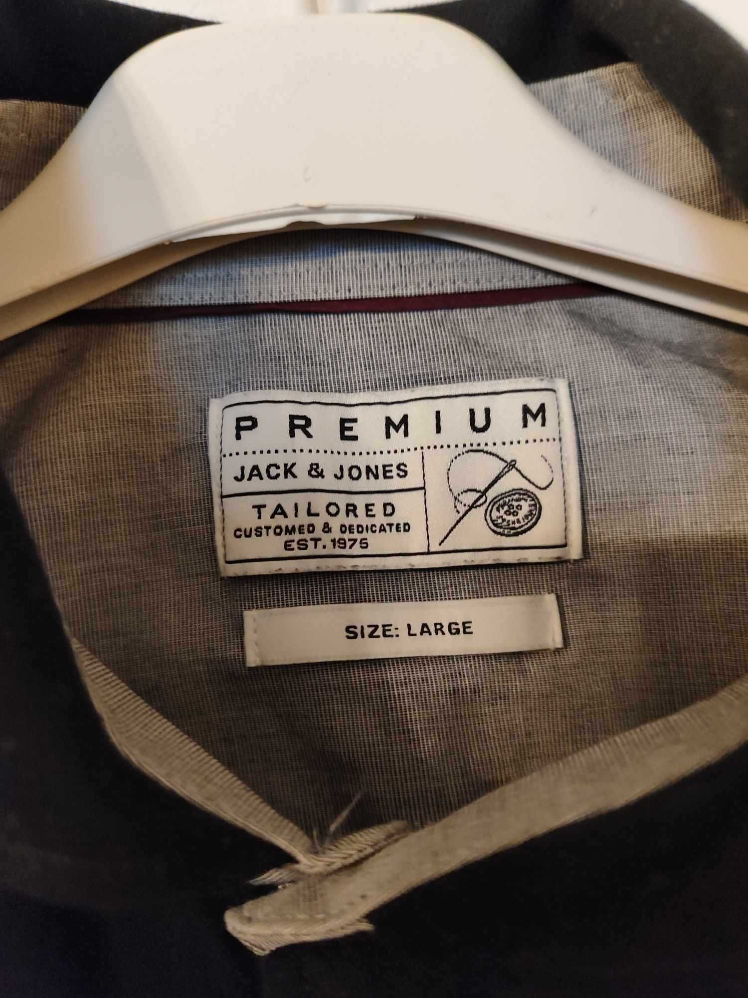 PRZECENA -50% ~ Czarna koszula męska Jack&Jones, rozmiar L, bawełna