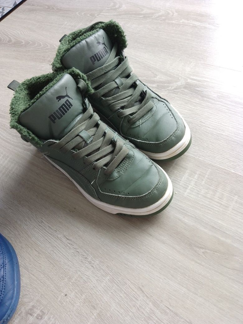 Buty Puma oryginalne, zimowe, ocieplone w środku rozm 38 młodzieżowe