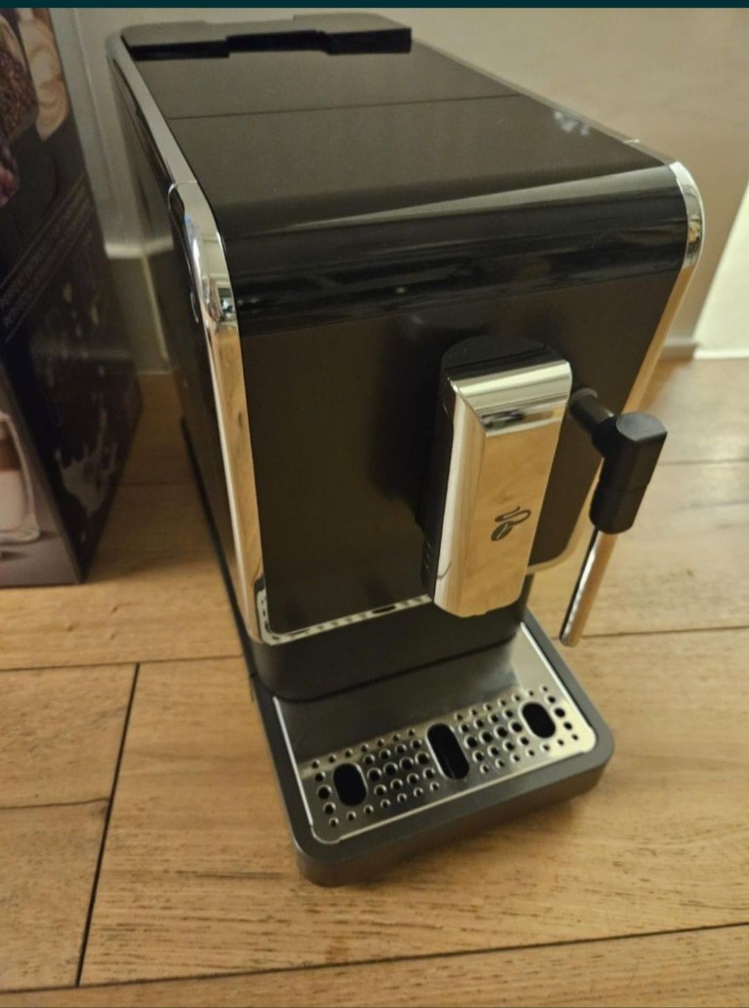 Ekspres do kawy latte tchibo