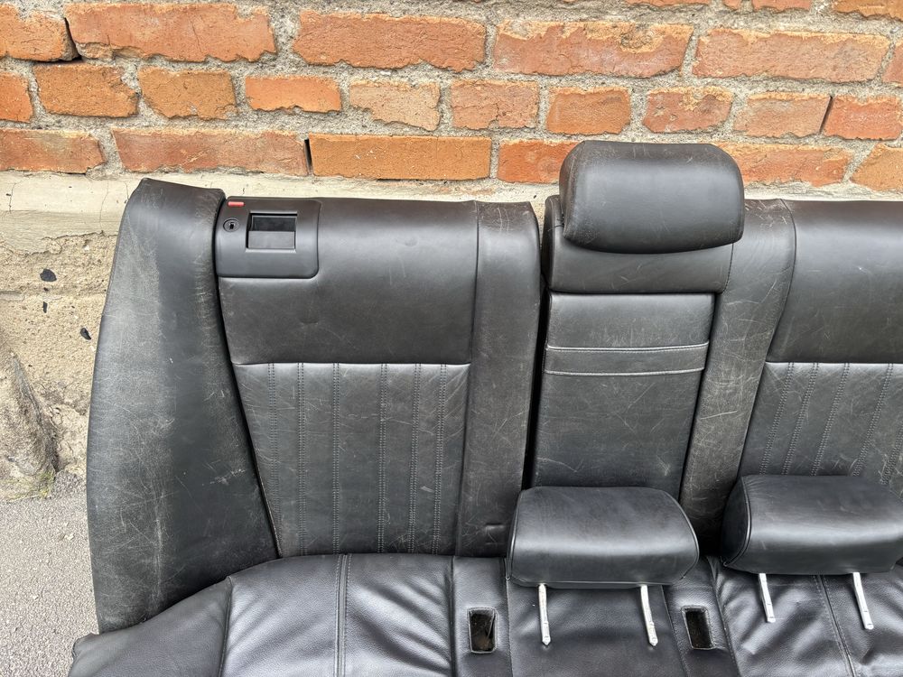 Продам задний диван Bmw e39 трансформер,сиденья(сидіння) без нюансів.