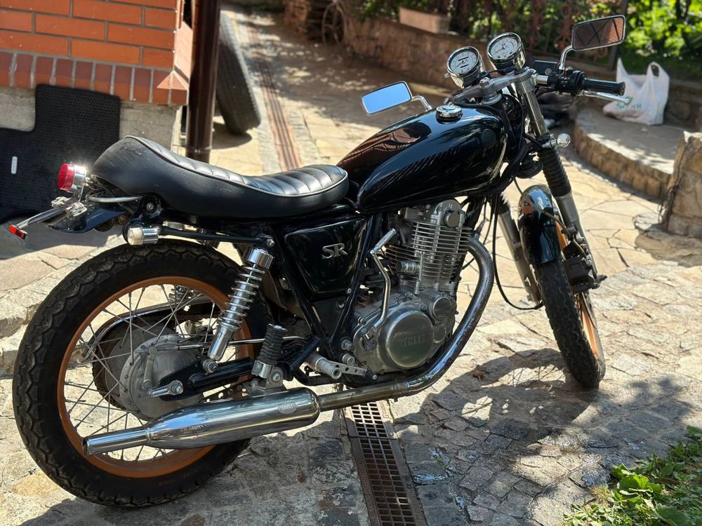 Мотоцикл Yamaha SR 400