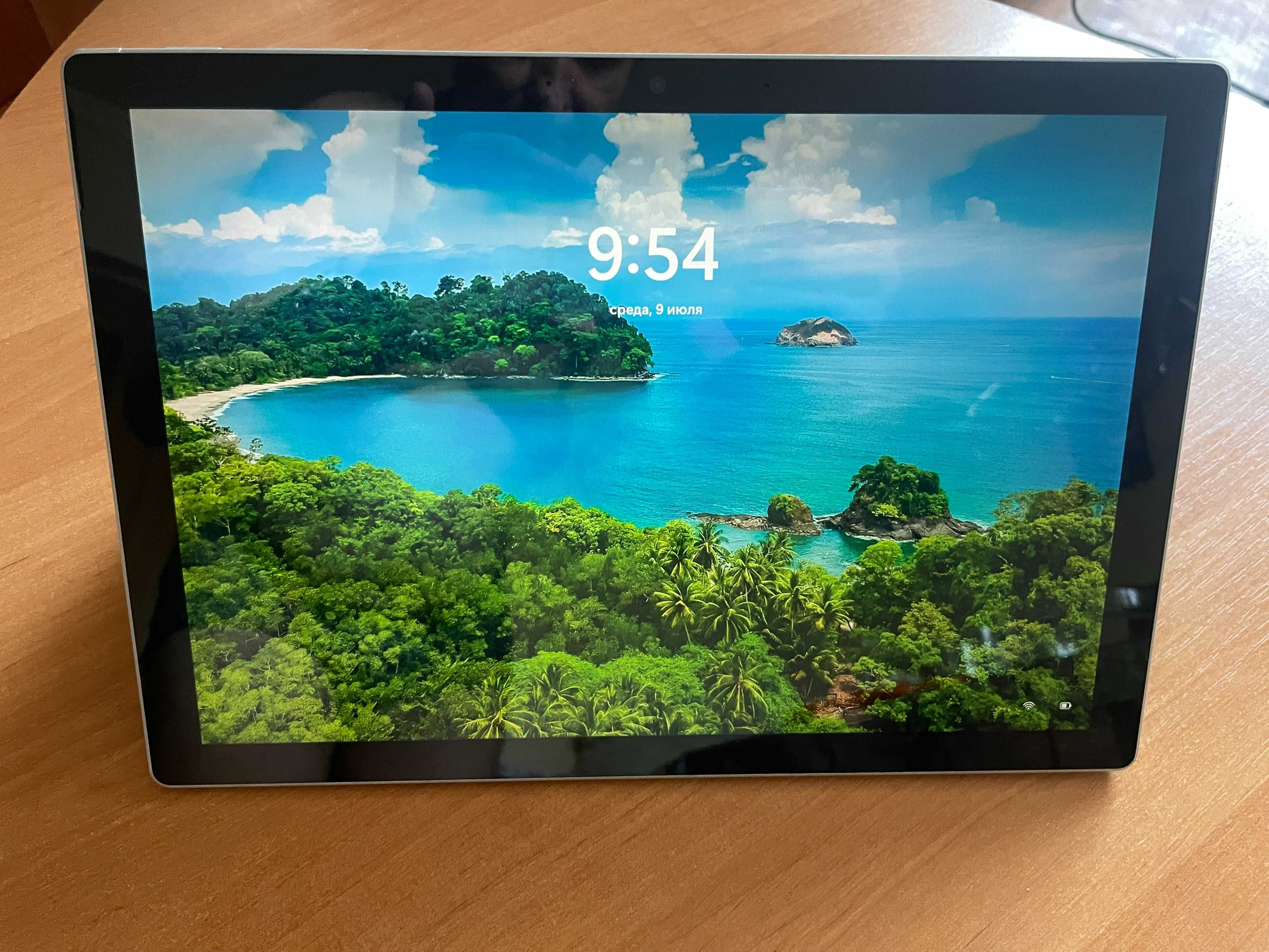 Microsoft Surface Pro 7. Windows 11 pro/ i5/8gb/ssd 128. Батарея 100%.