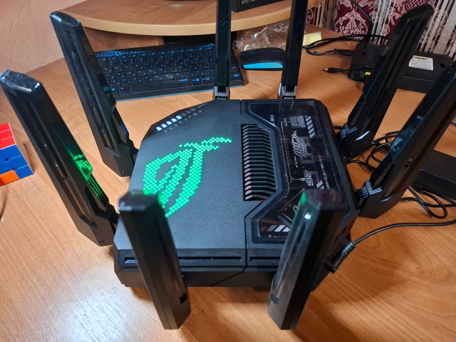 Маршрутизатор ASUS ROG Rapture GT-BE98 (90IG08F0-MO9A0V)