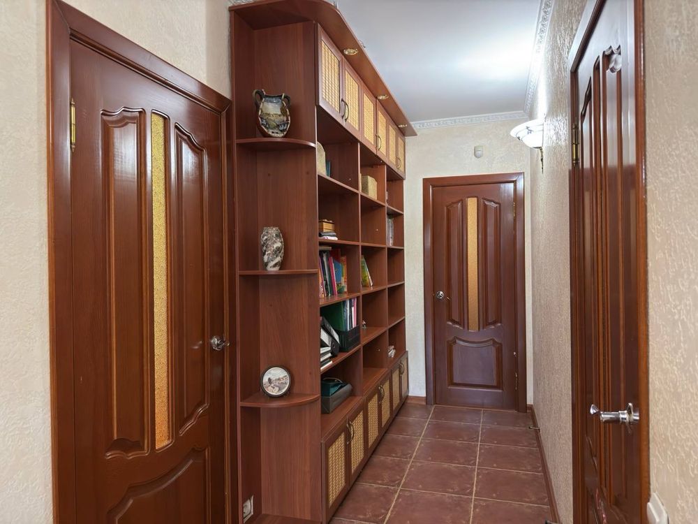 Продаж 3 х кімнатноі квартири. Петропавлівська. Новобудова