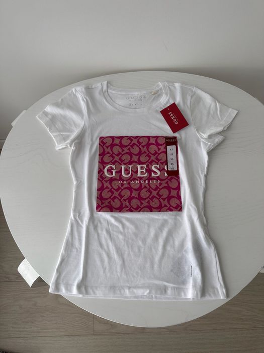 Жіноча футболка GUESS гезз оригінал котонова брендова xs
