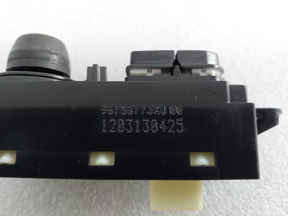 Comando do rádio PEUGEOT 208