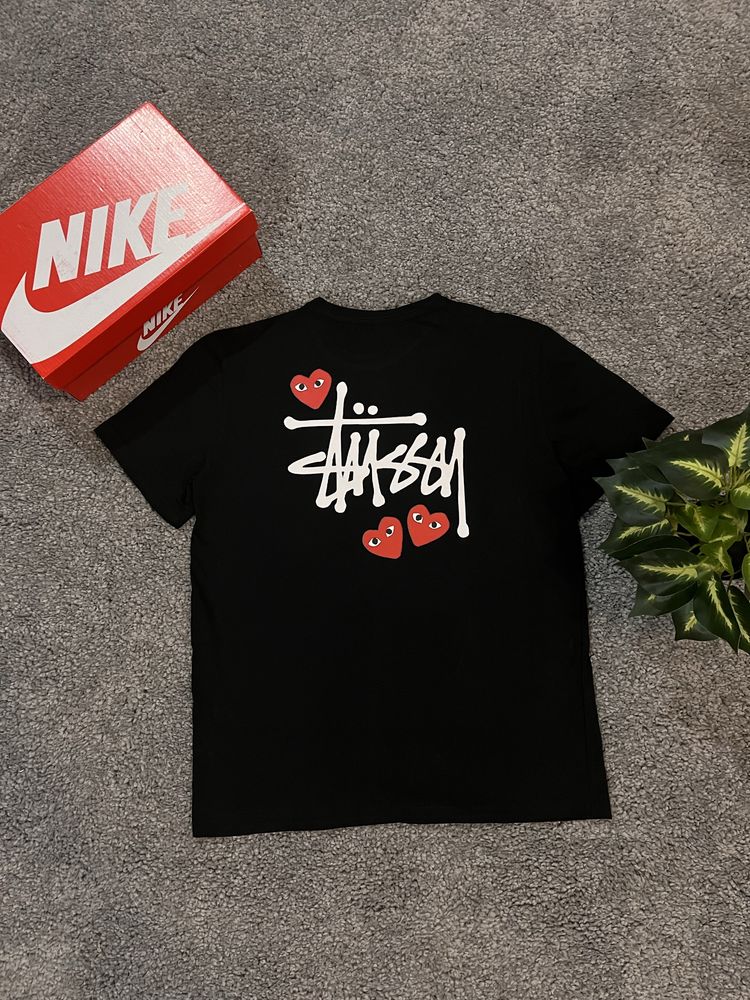 Футболка Stussy чорна з сердечками / Футболка Стуси / Стусі футболка