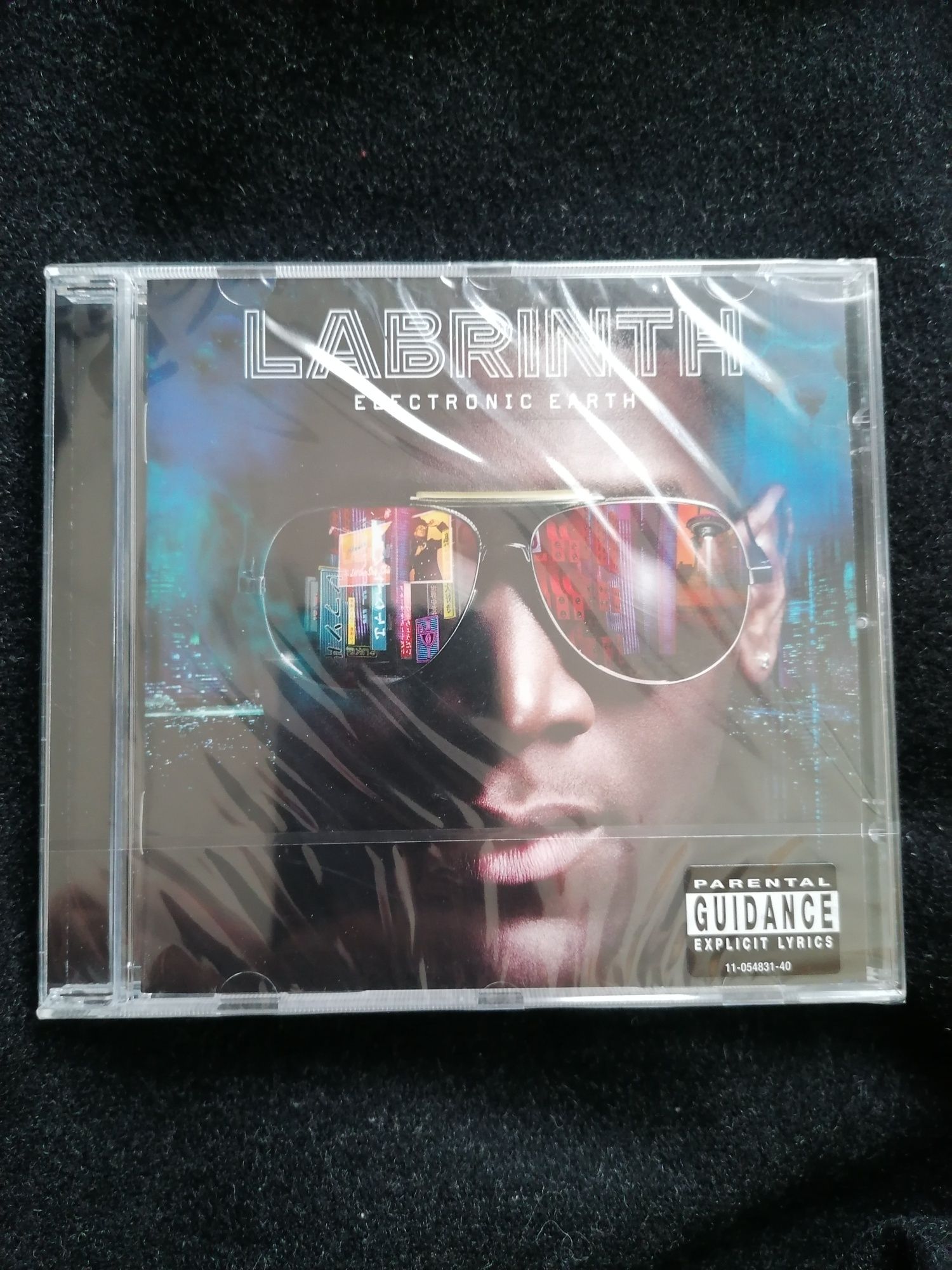 Labrinth - Electronic Earth