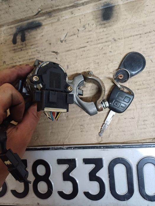 Toyota Corolla E12 замок запаленя зажиганиє зажиганіє запалювання