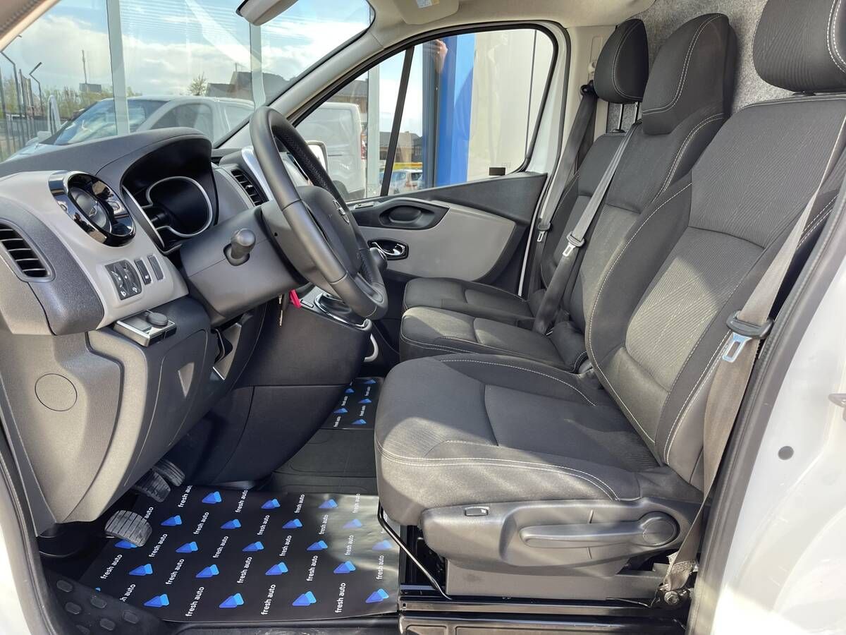 Nissan NV300 2019 freshauto