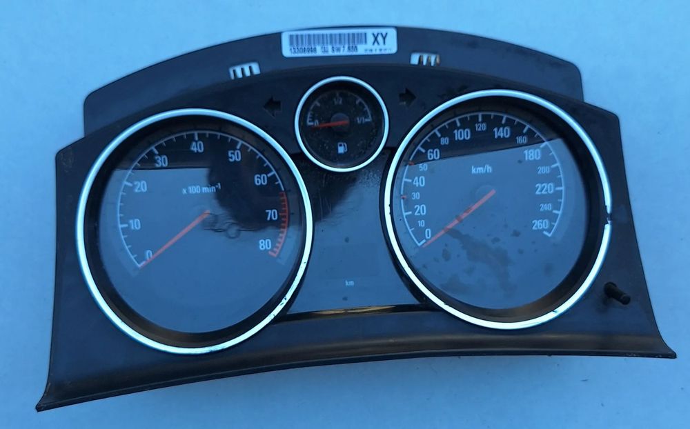 Opel Zafira B 2011rok- Licznik / Prędkościomierz -13308998 / EUROPA