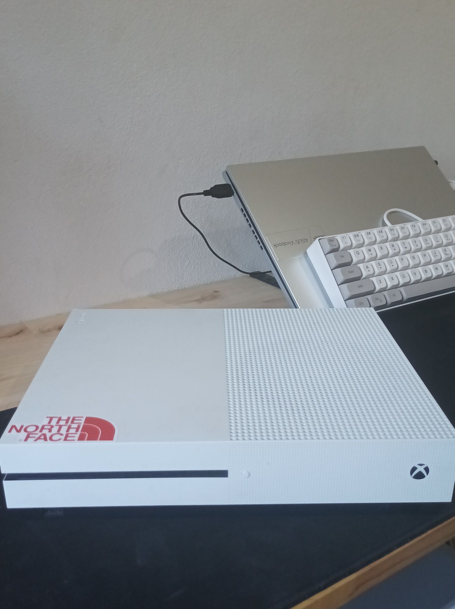 Xbox one em óptimo estado!