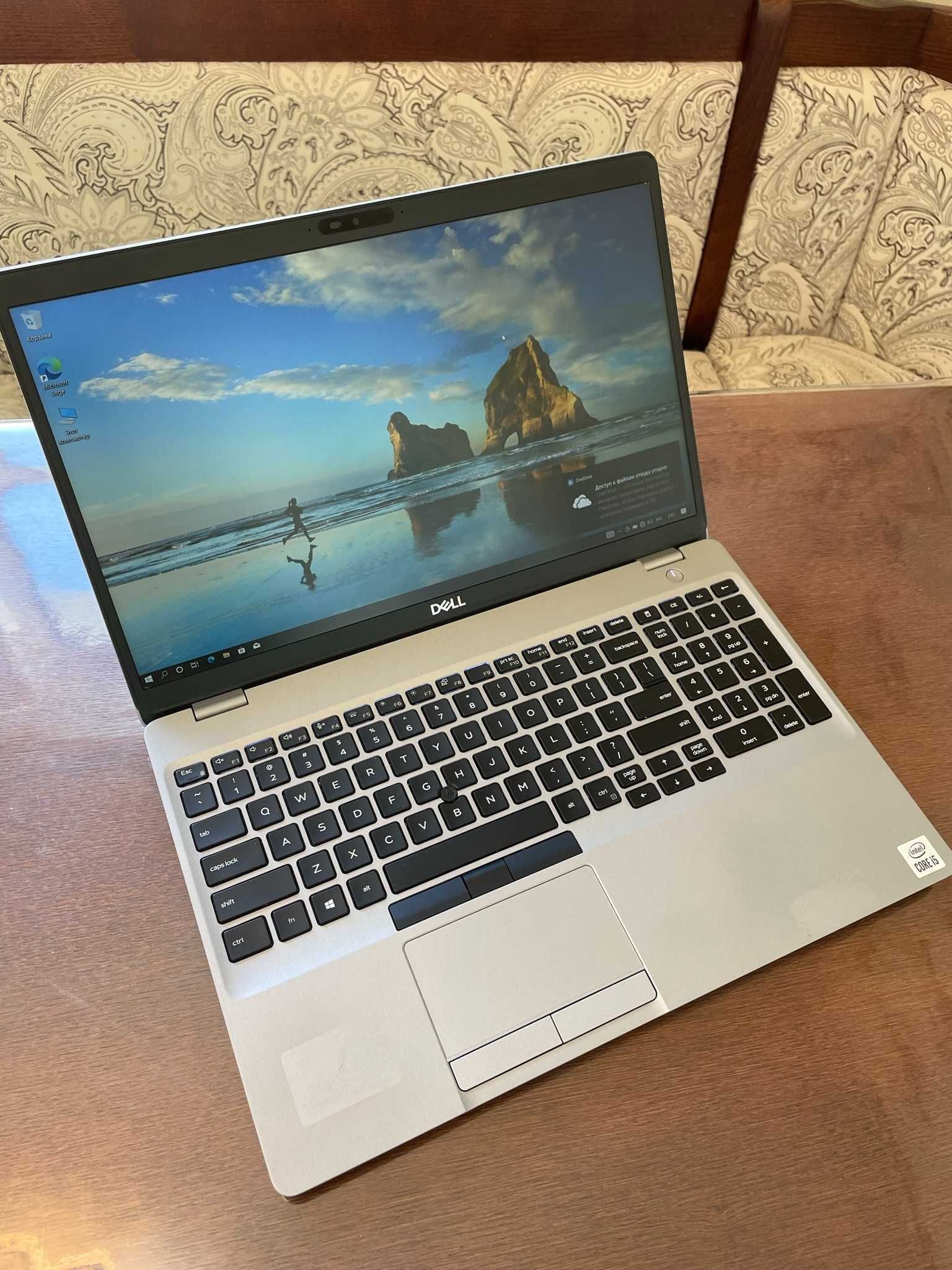 Ноутбук 15" FHD Dell Latitude 5510 (i7-10810U/16Gb/SSD256/intel UHD)