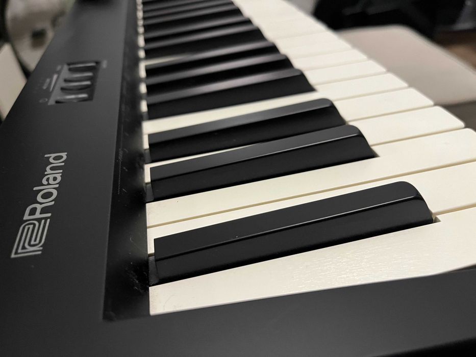 Pianino cyfrowe Roland FP-10 + pokrowiec