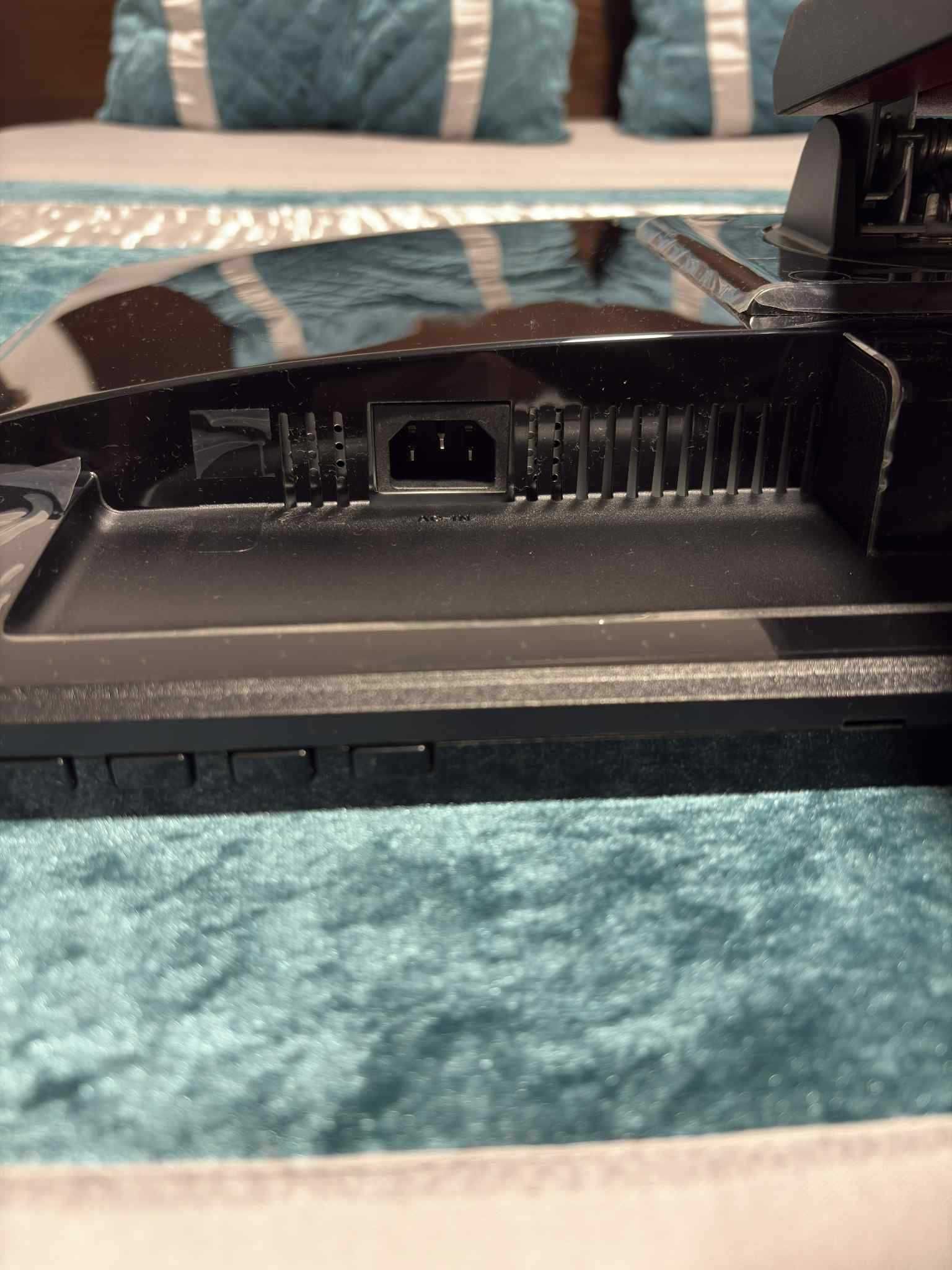 Computador HP Omen Obelisk + Monitor 144Hz