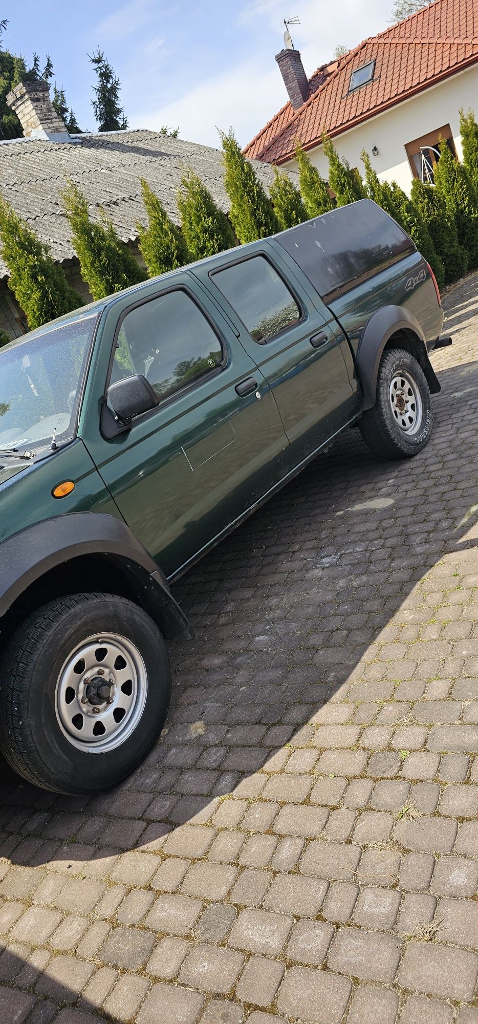 Nissan Navara d22 King Cab np300