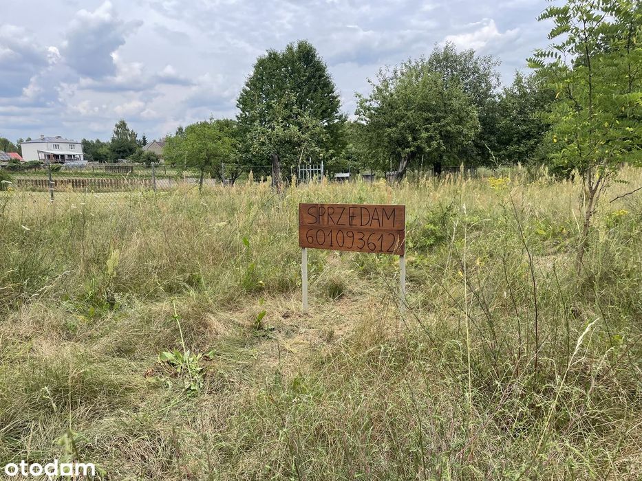 Działka budowlana (WZ, przygotowany grunt, miasto Jastrząb k. Radomia)