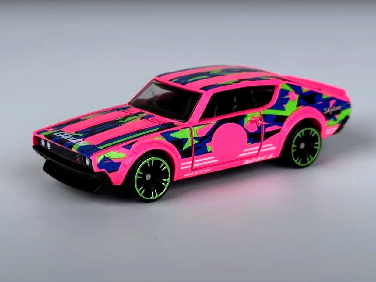 Hot Wheels Neon Speeders NISSAN SKYLINE 2000 GT-R Nowy !!!