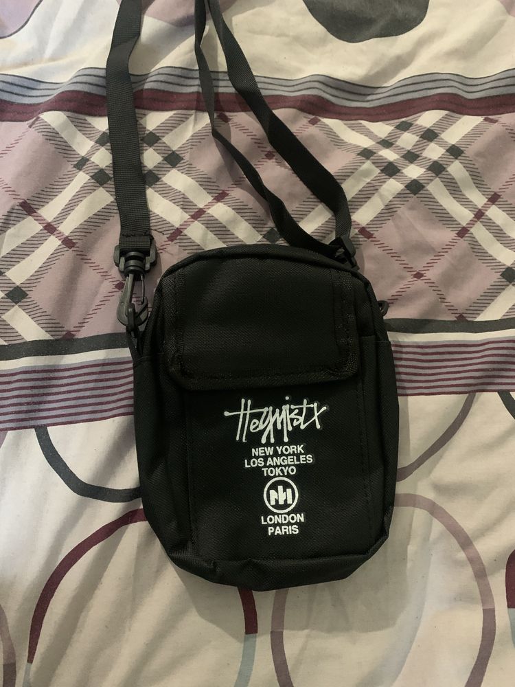 сумочка stussy