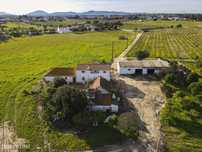 Quinta junto ao Golfo do Montado  T2 + 2