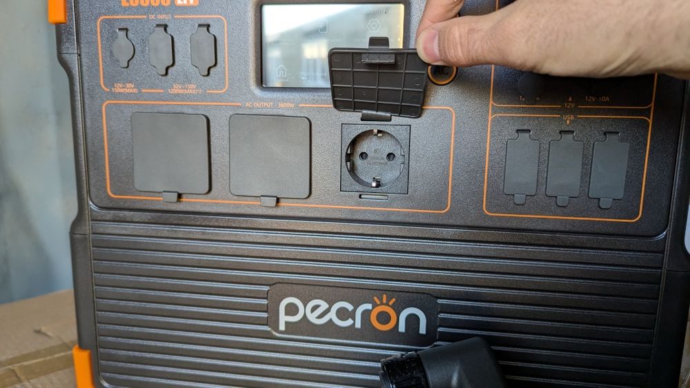 Зарядна станція Pecron 3600 вт - E3600LFP