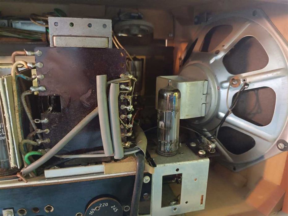 Radio lampowe Philips B7X44A /19 stereo
