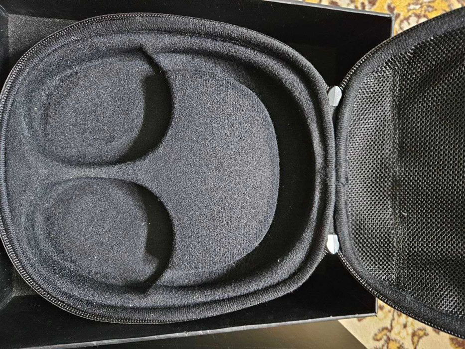 Наушники с аккумуляторами Edifier W830BT