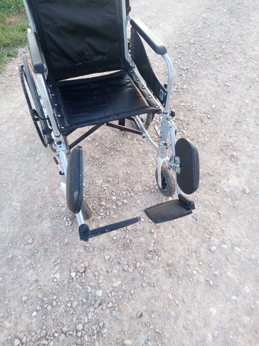 Wózek inwalidzki firmy Timango