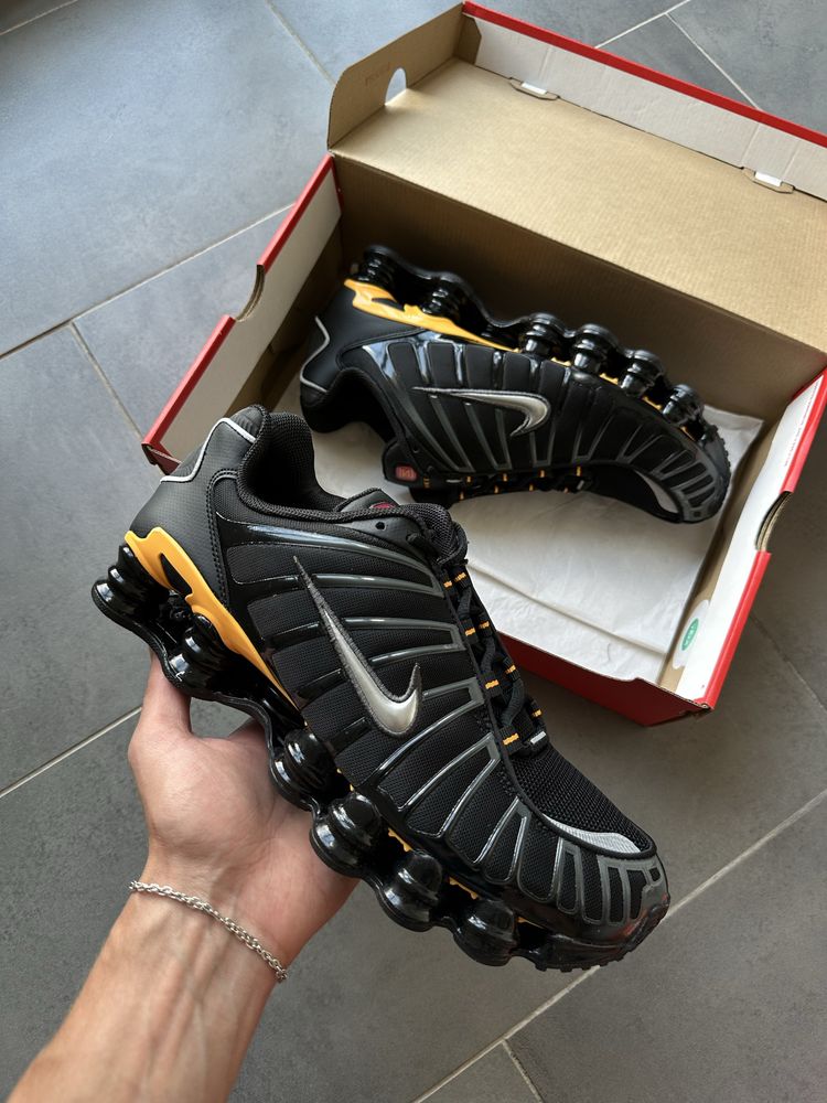 ОРИГІНАЛ чоловічі кросівки Nike Shox TL Black/Varsity Maize