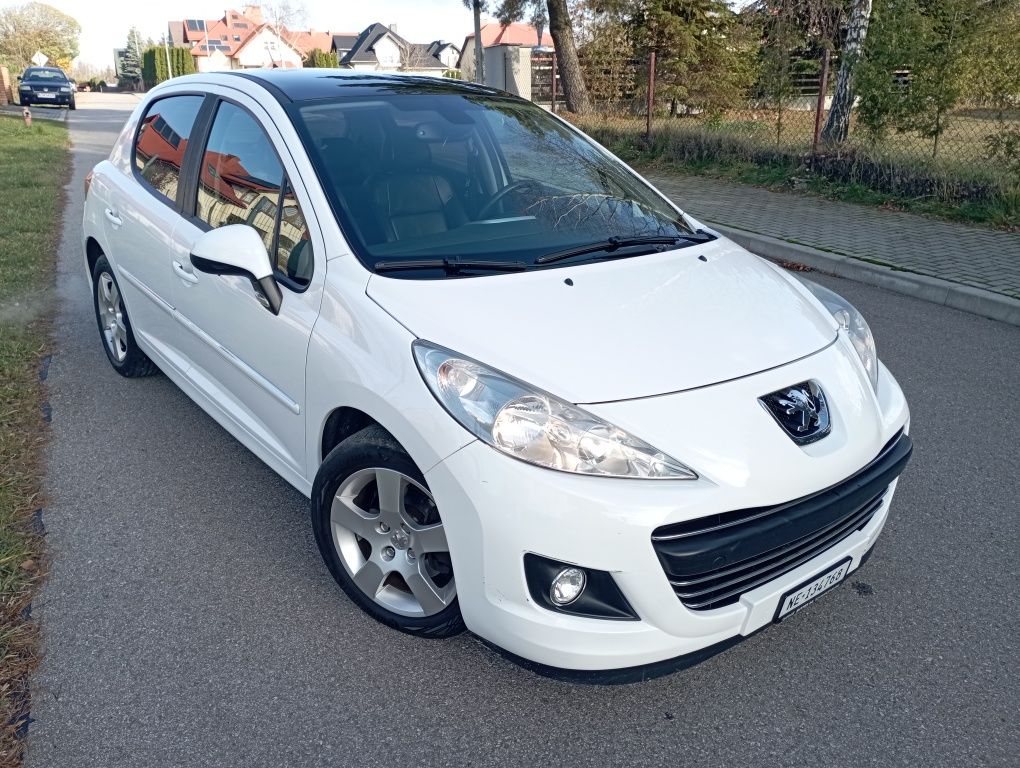 Peugeot 207*Rok 2010*1.6 Turbo*Piękne Auto*Szwajcaria*Serwis do końca*