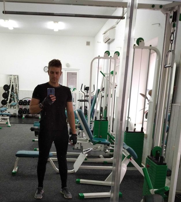 Масаж  Массажист