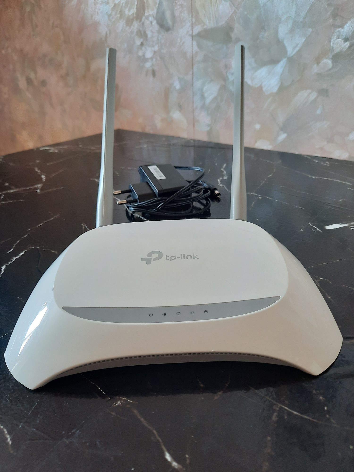 Маршрутизатор TP-LINK TL-WR840N WiFi4 / N300 / 100 Мбит/с
