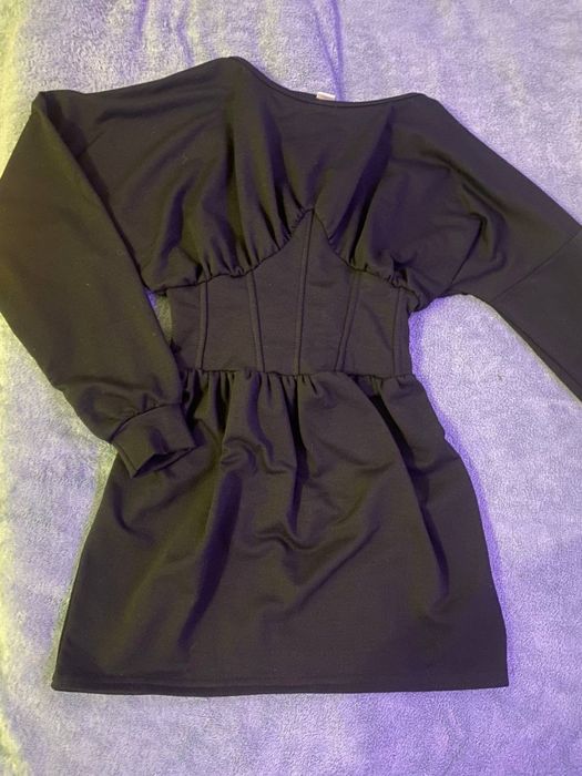 Плаття з корсетом