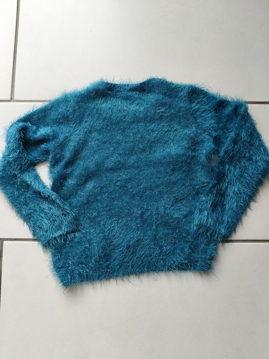 Sweterek z aplikacją rozmiar 110/116