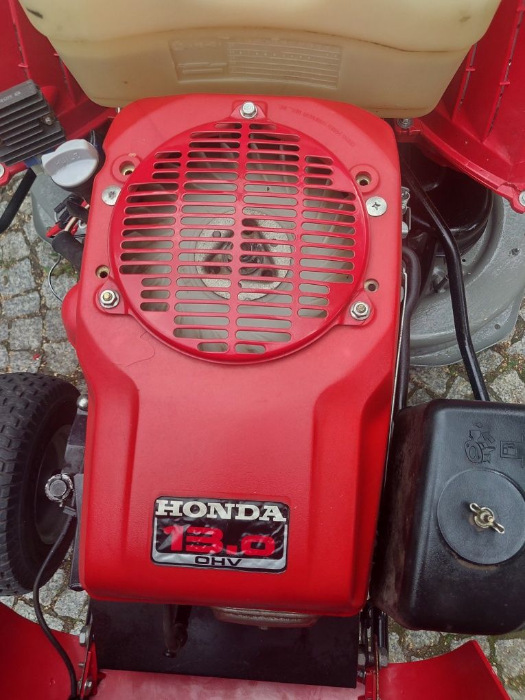Traktorek kosiarka Honda 2113 hydro