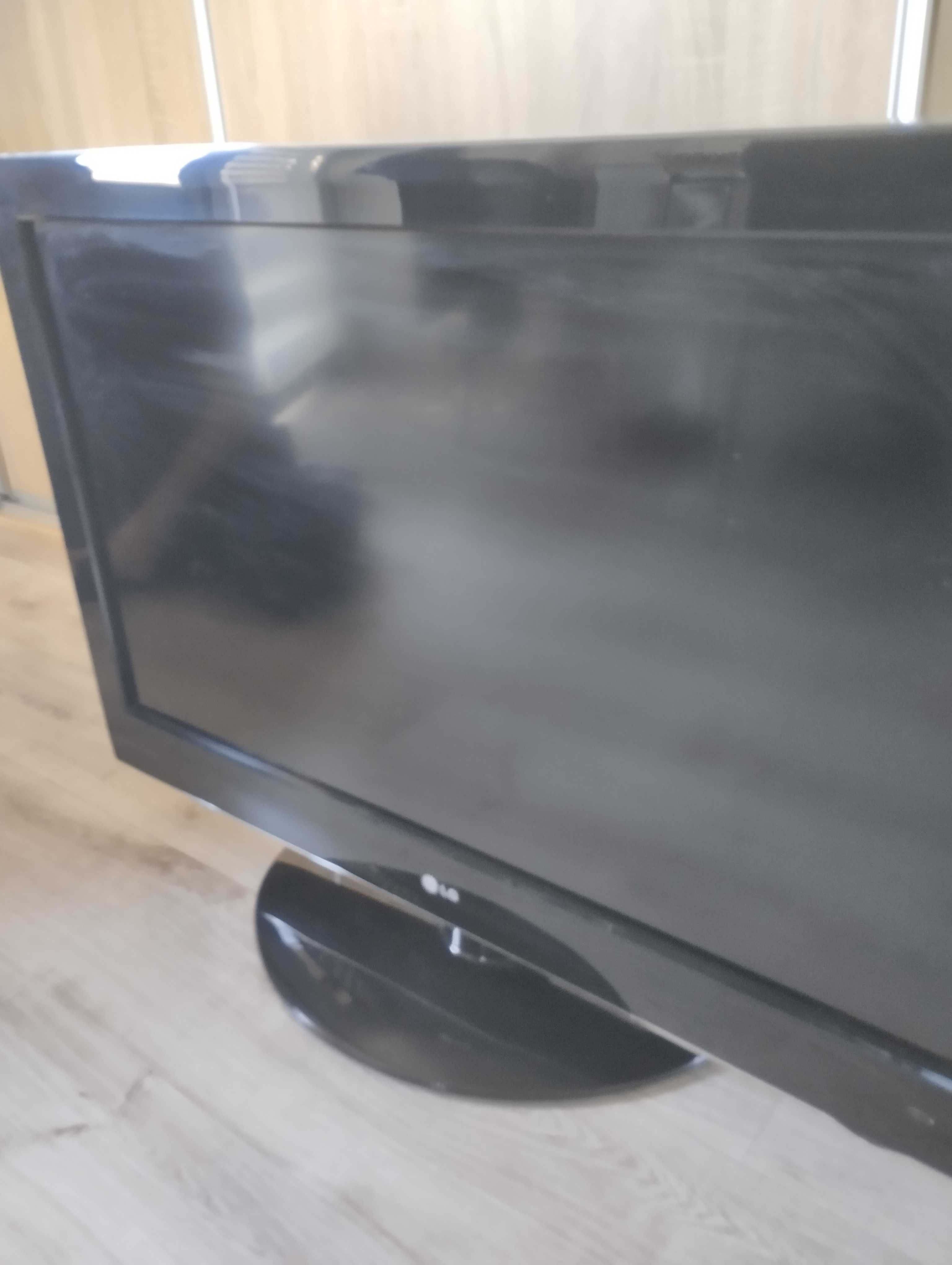 Telewizor LG 37" używany