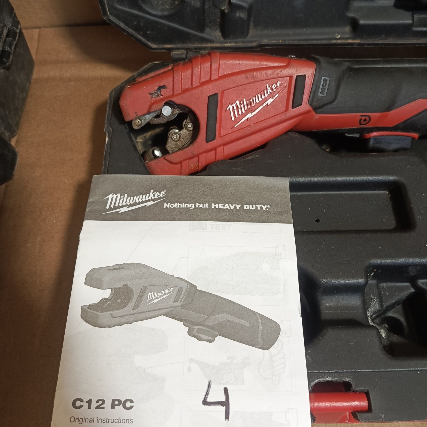 Milwaukee c12pc obcinak do rur miedzianych