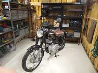 Royal Enfield Bullet 500