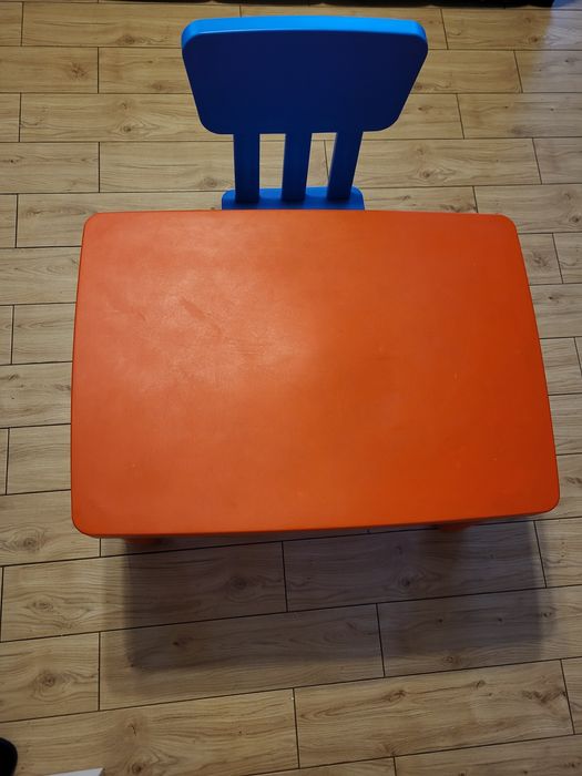 Stolik i krzesło dzieciece